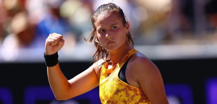 Дарья Касаткина сыграет в третьем полуфинале в сезоне