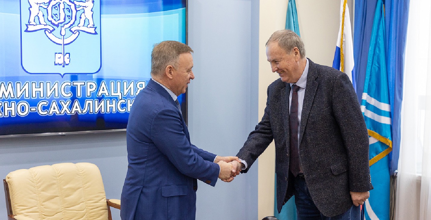 Вице-президент ФТР Владимир Лазарев встретился с главой города Южно-Сахалинска 